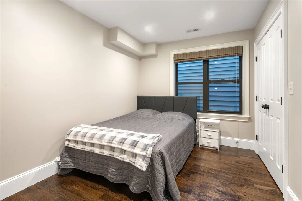 2 bed, 2 bath apartment for rent at 215 Athens St Unit 4, South Boston — photo 15 of 17