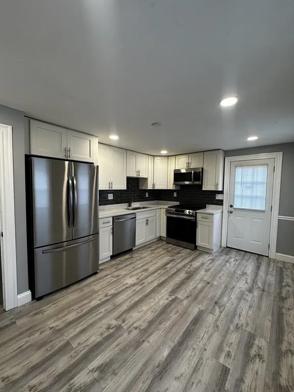 4 bed, 2 bath apartment for rent at 215 Belmont Ave Unit 1, Brockton — photo 3 of 30