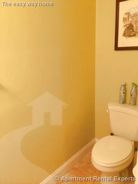 2 bed, 2 bath apartment for rent at 215 Harvard St Unit 20, Tufts — photo 4 of 23