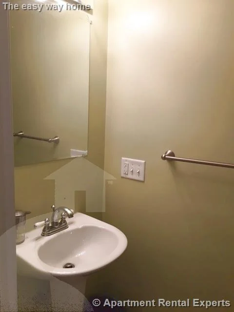 2 bed, 2 bath apartment for rent at 215 Harvard St Unit 20, Tufts — photo 5 of 23