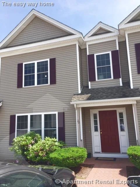2 bed, 2 bath apartment for rent at 215 Harvard St Unit 20, Tufts — photo 16 of 23