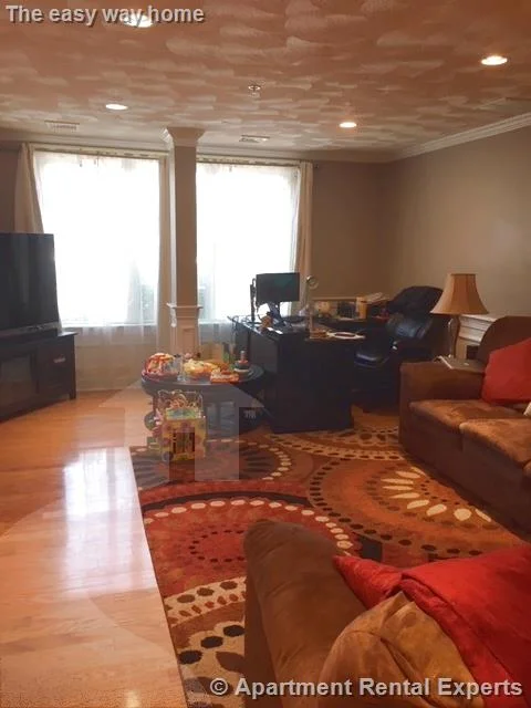 2 bed, 2 bath apartment for rent at 215 Harvard St Unit 20, Tufts — photo 3 of 23