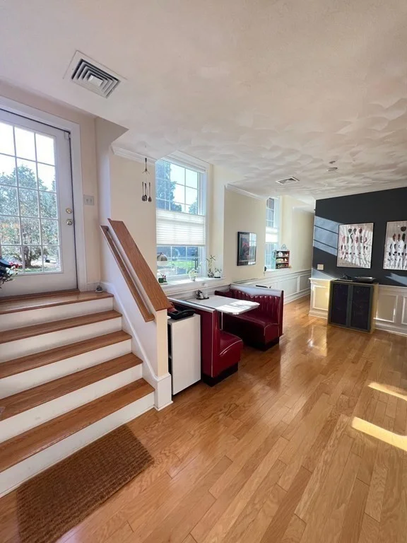 3 bed, 2.5 bath apartment for rent at 215 Harvard St Unit 23, Tufts University — photo 3 of 18