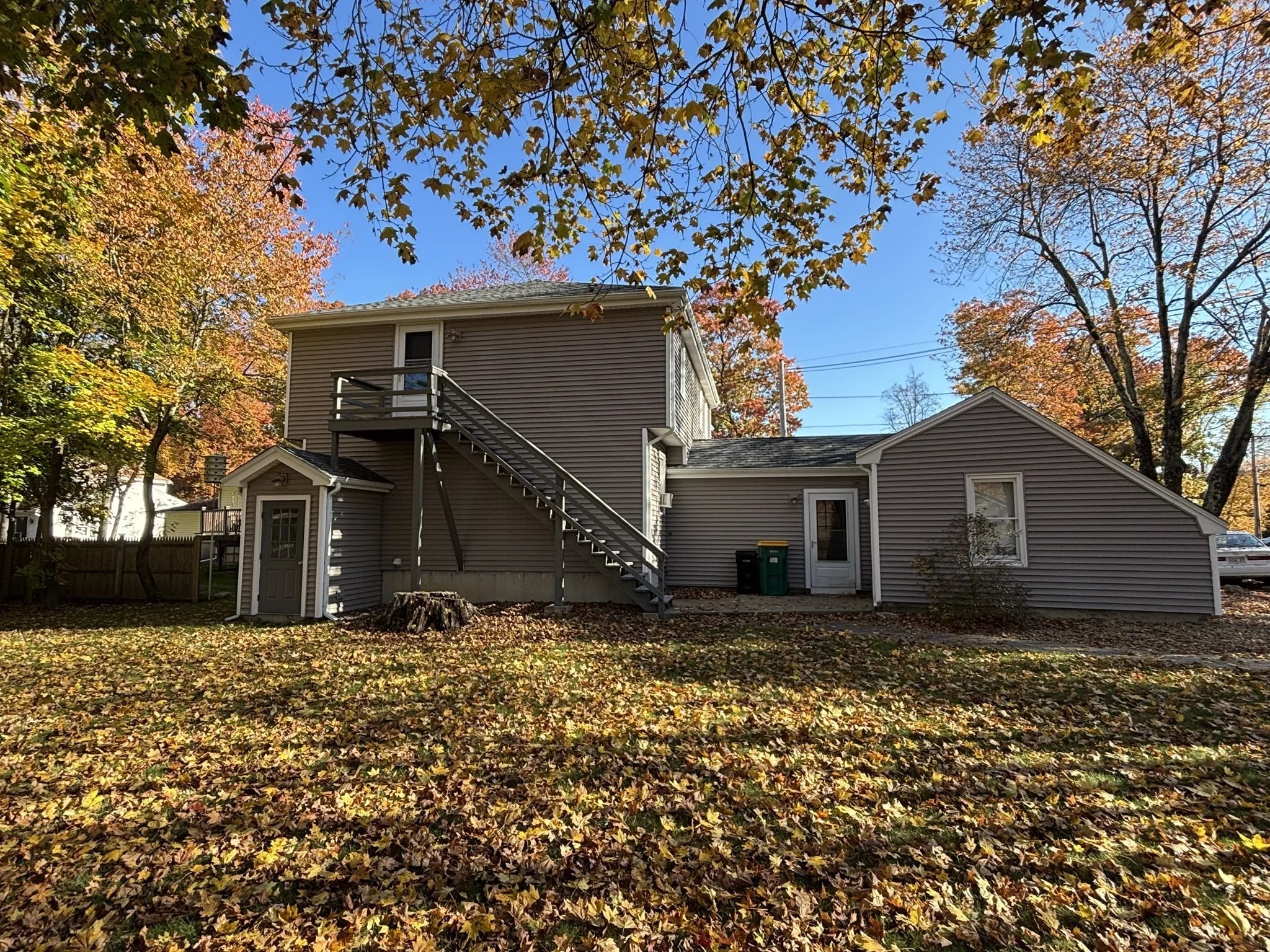 2 bed, 1 bath apartment for rent at 215 Jefferson St Unit 215, North Attleboro — photo 2 of 13