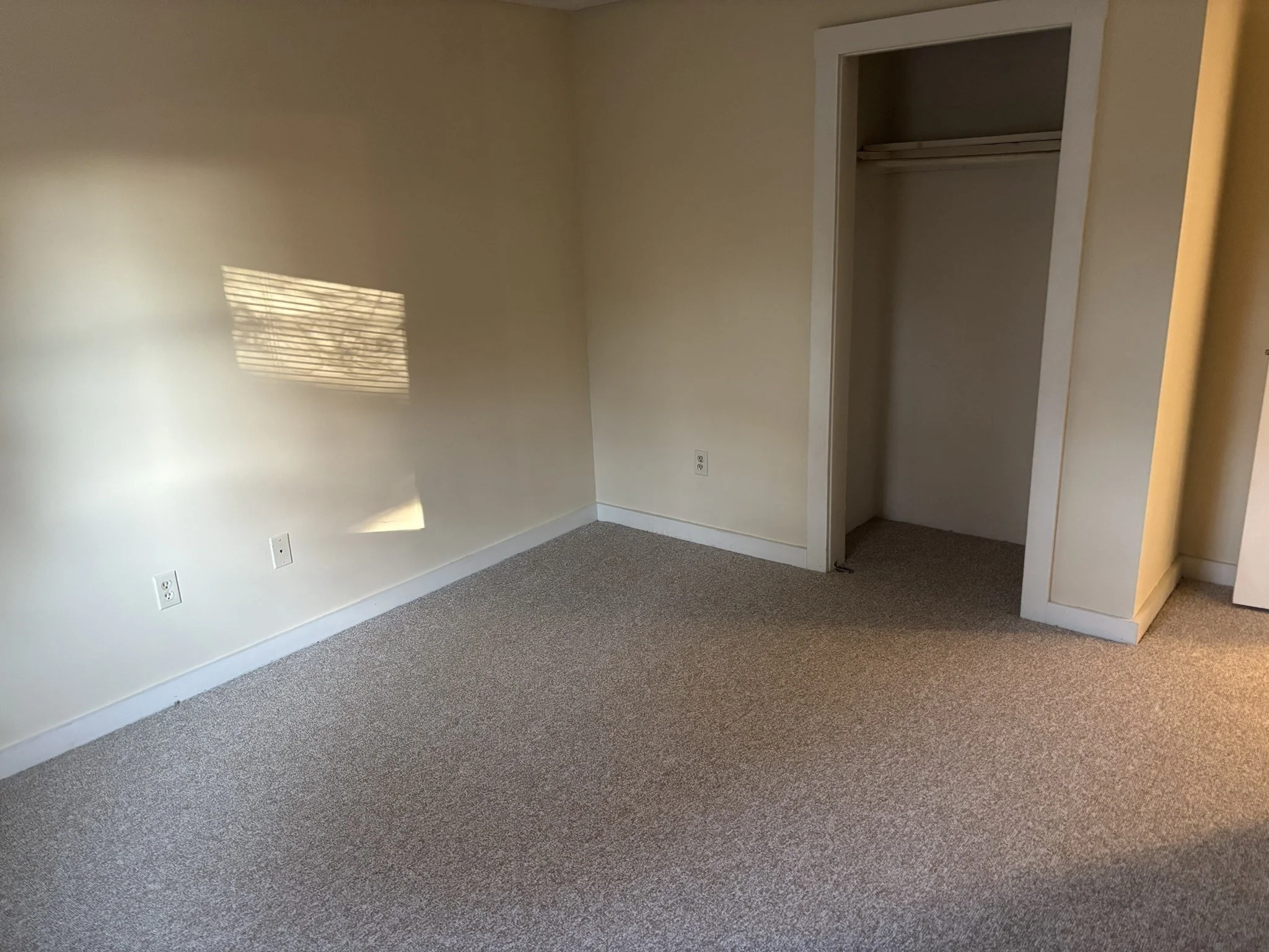 2 bed, 1 bath apartment for rent at 215 Jefferson St Unit 215, North Attleboro — photo 9 of 13