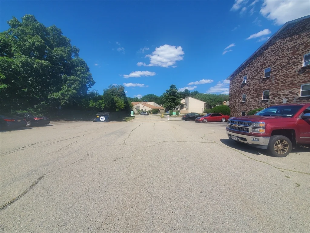 2 bed, 1 bath apartment for rent at 215 Pearl St Unit 1, Stoughton — photo 4 of 18