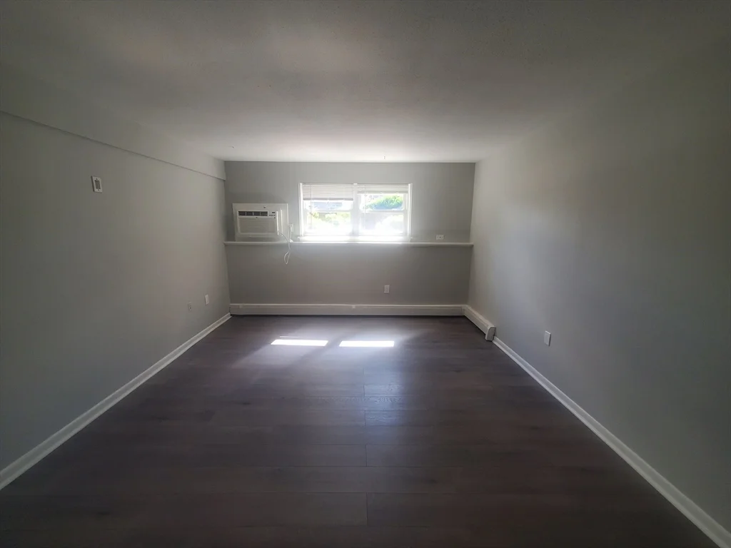 2 bed, 1 bath apartment for rent at 215 Pearl St Unit 1, Stoughton — photo 8 of 18