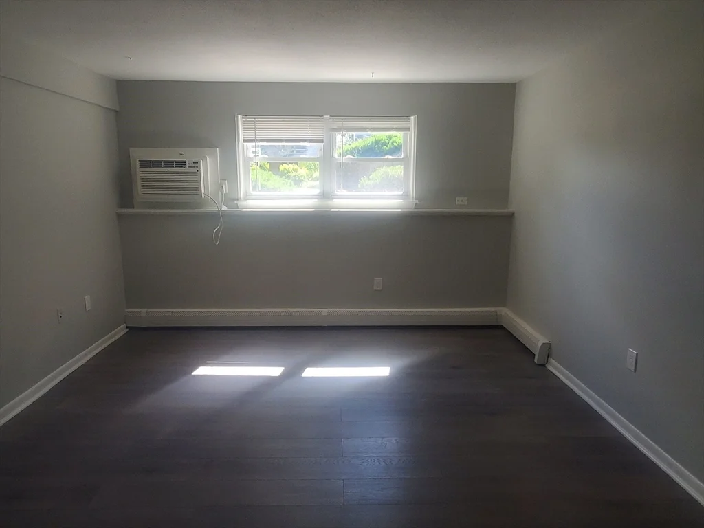 2 bed, 1 bath apartment for rent at 215 Pearl St Unit 1, Stoughton — photo 7 of 18