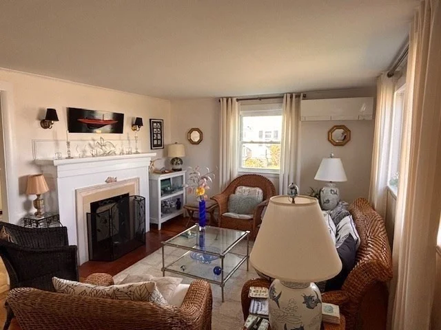 2 bed, 1 bath apartment for rent at 215 Standish St Winter Rental, Marshfield — photo 6 of 15