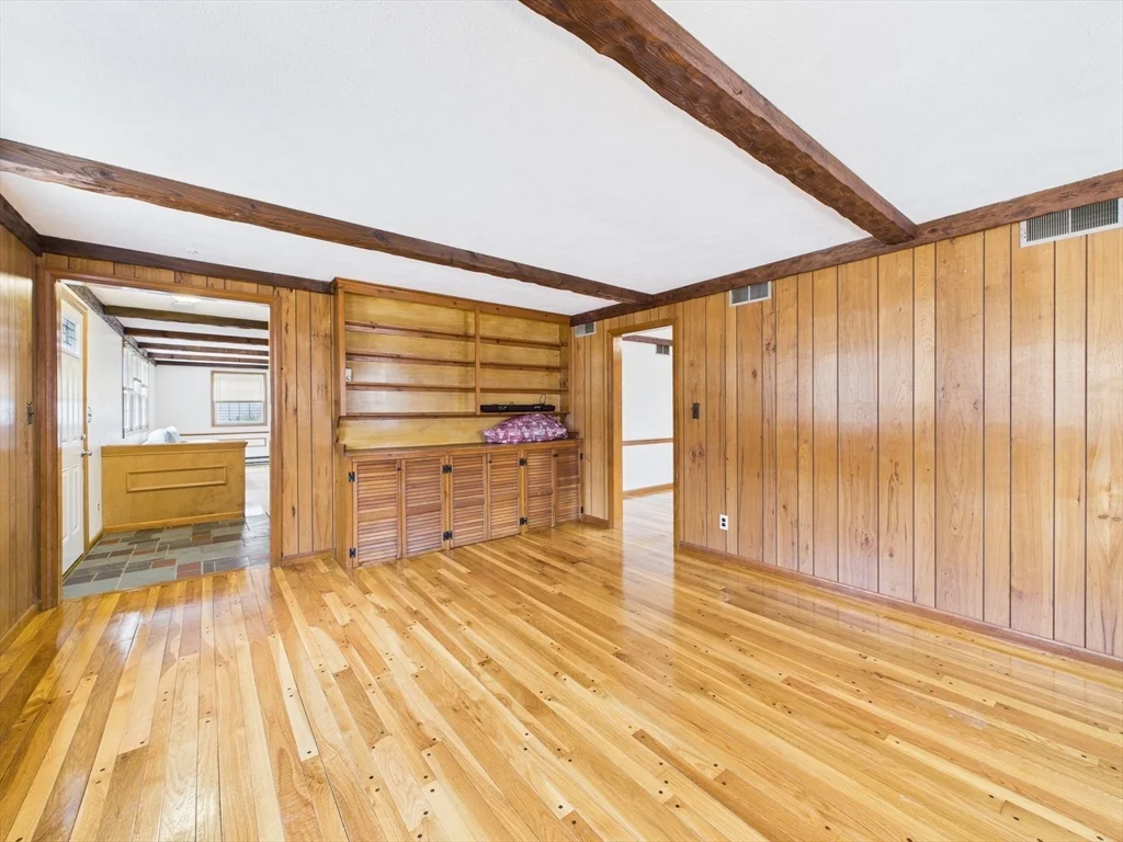 4 bed, 4+ bath apartment for rent at 215 Stoney Lea Rd, Precinct One/Upper Dedham — photo 5 of 12