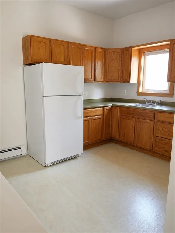 2 bed, 1 bath apartment for rent at 215 Walnut St Unit 11, New Bedford — photo 2 of 6