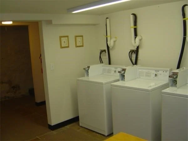 2 bed, 1 bath apartment for rent at 215 Walnut St Unit 11, New Bedford — photo 6 of 6