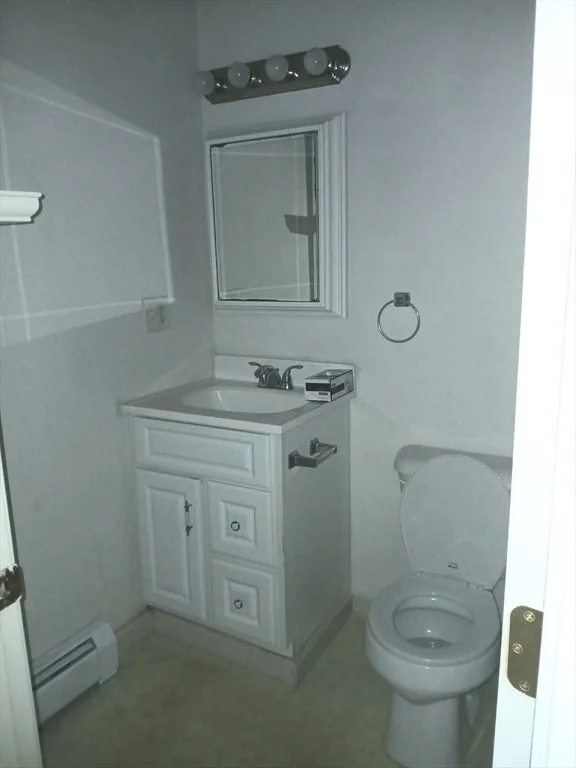 2 bed, 1 bath apartment for rent at 215 Walnut St Unit 11, New Bedford — photo 8 of 8
