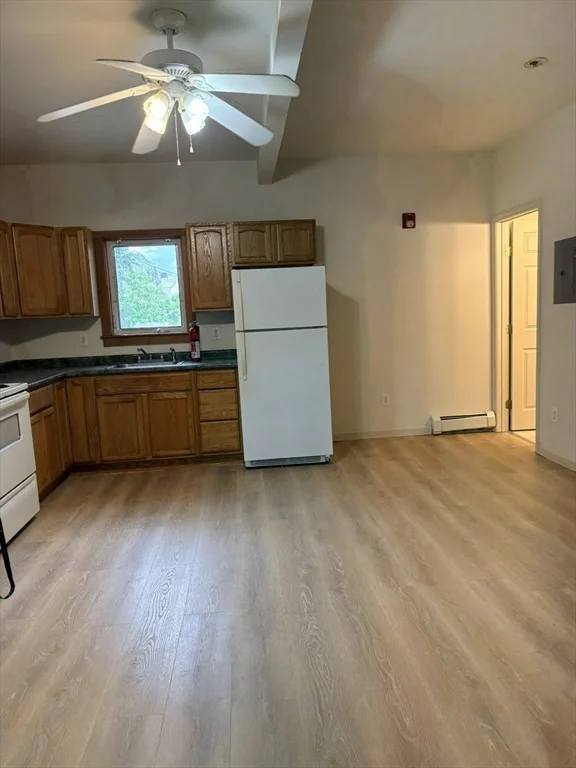 1 bed, 1 bath apartment for rent at 215 Walnut St Unit 6, New Bedford — photo 2 of 6