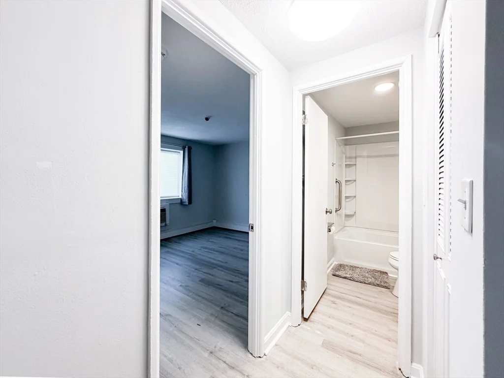 2 bed, 1 bath apartment for rent at 215 Winter St Unit 1P, East Weymouth — photo 11 of 20