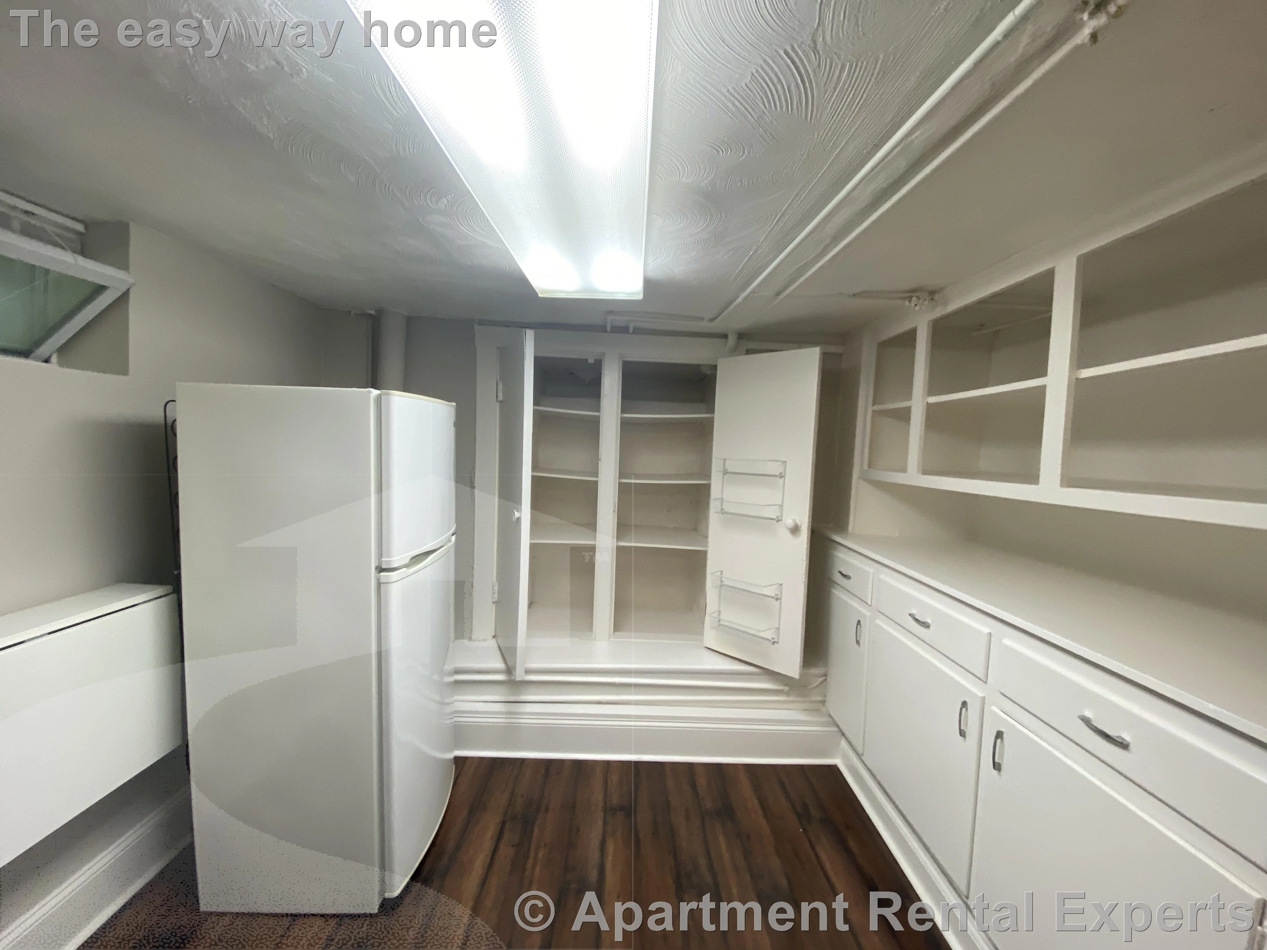 1 bed, 1 bath apartment for rent at 216 Banks St Unit B, Riverside — photo 5 of 9