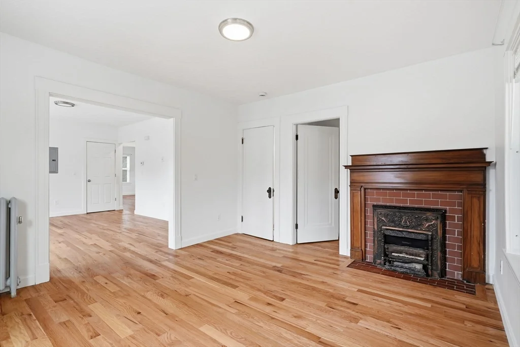 5 bed, 2 bath apartment for rent at 216 Broadway Unit Unit 2, East Arlington — photo 7 of 42