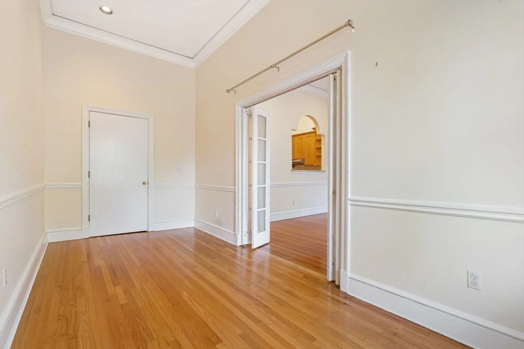 2 bed, 2 bath apartment for rent at 216 Commonwealth Ave Unit UNIT 4, Back Bay — photo 11 of 19