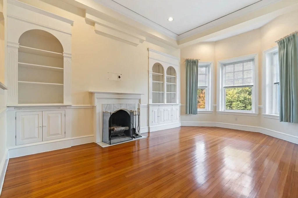 2 bed, 2 bath apartment for rent at 216 Commonwealth Ave Unit UNIT 4, Back Bay — photo 16 of 19