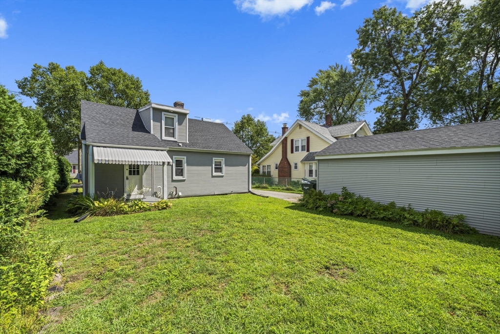 3 bed, 2 bath apartment for rent at 216 Dwight Rd, Springfield — photo 25 of 26