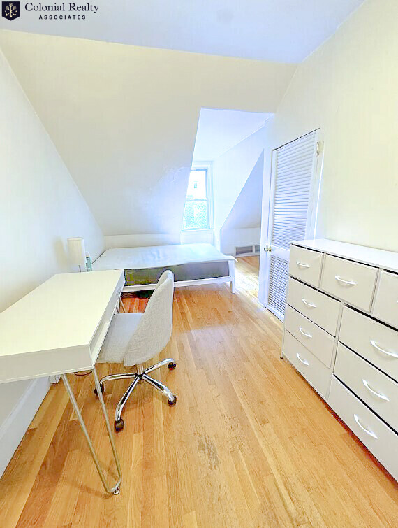4 bed, 2 bath apartment for rent at 216 Freeman St Unit 57, North Brookline — photo 8 of 12
