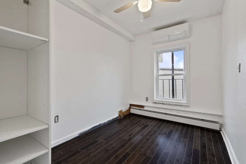 2 bed, 2 bath apartment for rent at 216 K Unit 2, Boston — photo 7 of 17
