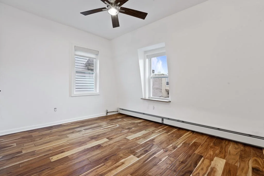 2 bed, 2 bath apartment for rent at 216 K Unit 2, Boston — photo 11 of 17
