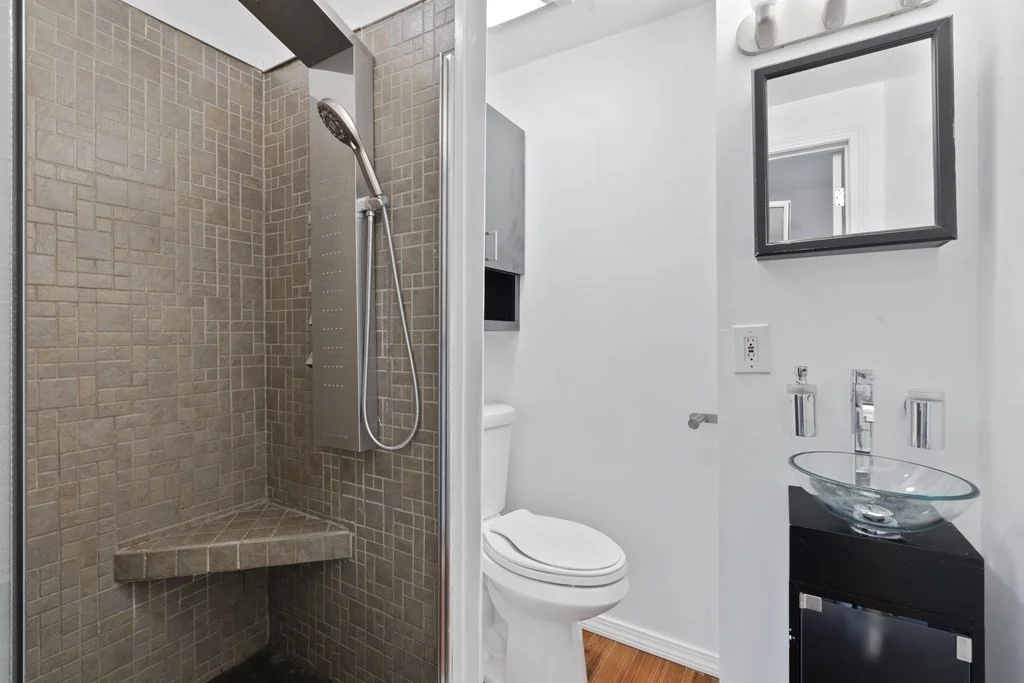 2 bed, 2 bath apartment for rent at 216 K Unit 2, Boston — photo 13 of 17