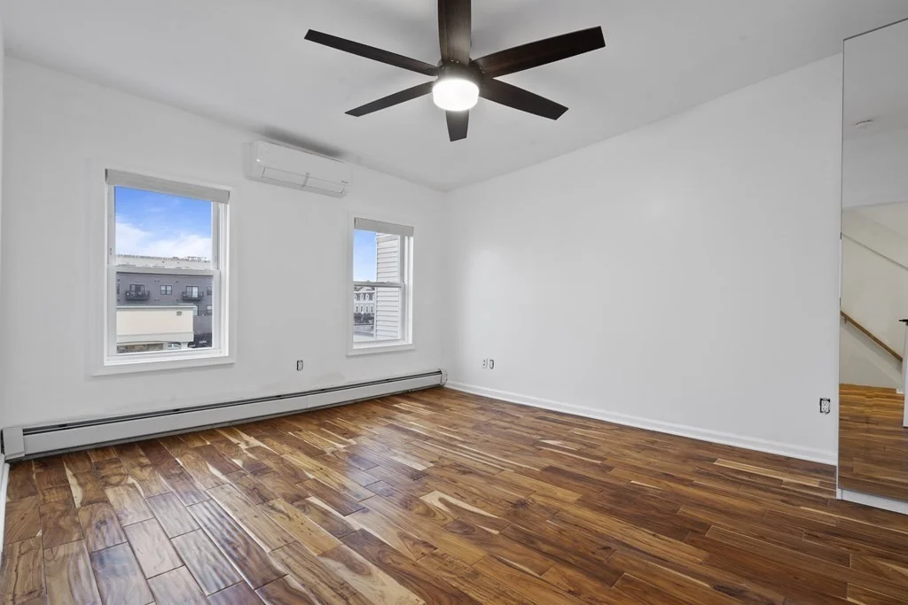 2 bed, 2 bath apartment for rent at 216 K Unit 2, Boston — photo 10 of 17