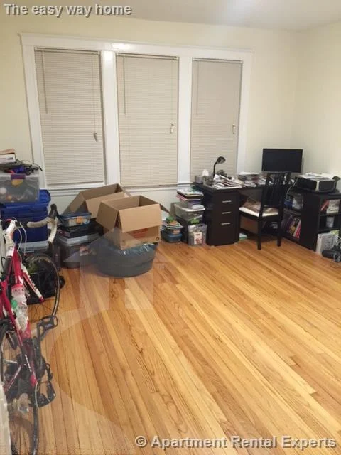 2 bed, 1 bath apartment for rent at 216 Massachusetts Ave Unit 2, East Arlington — photo 5 of 10