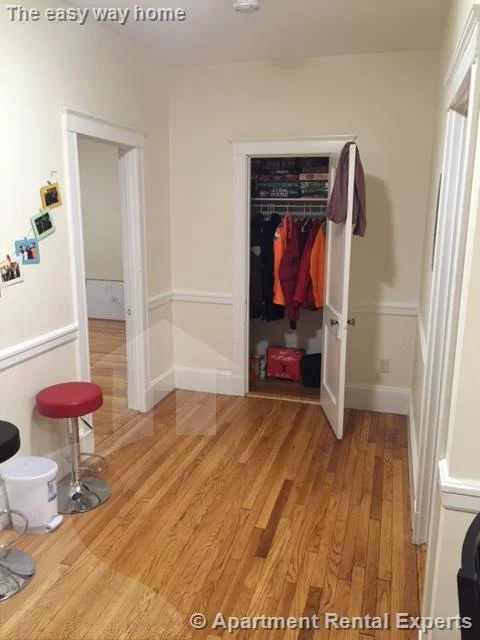 2 bed, 1 bath apartment for rent at 216 Massachusetts Ave Unit 2, East Arlington — photo 6 of 10
