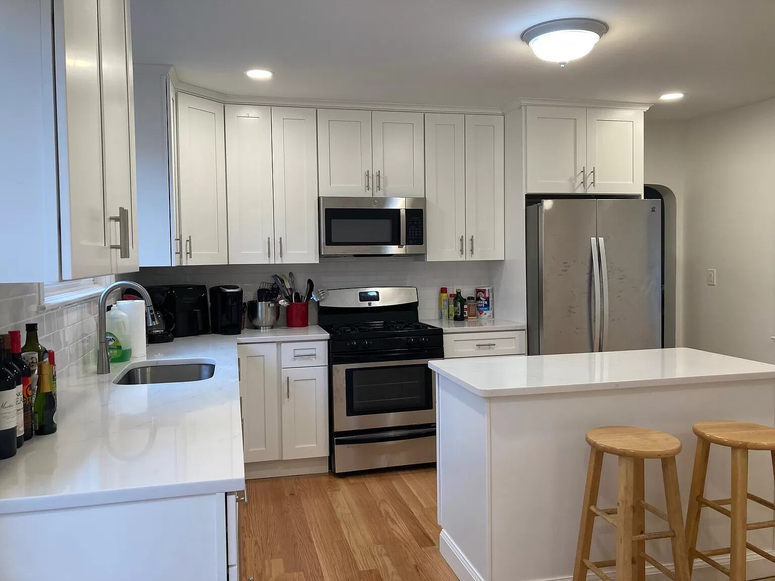 7 bed, 2 bath apartment for rent at 216 Norfolk St Unit sf, The Port