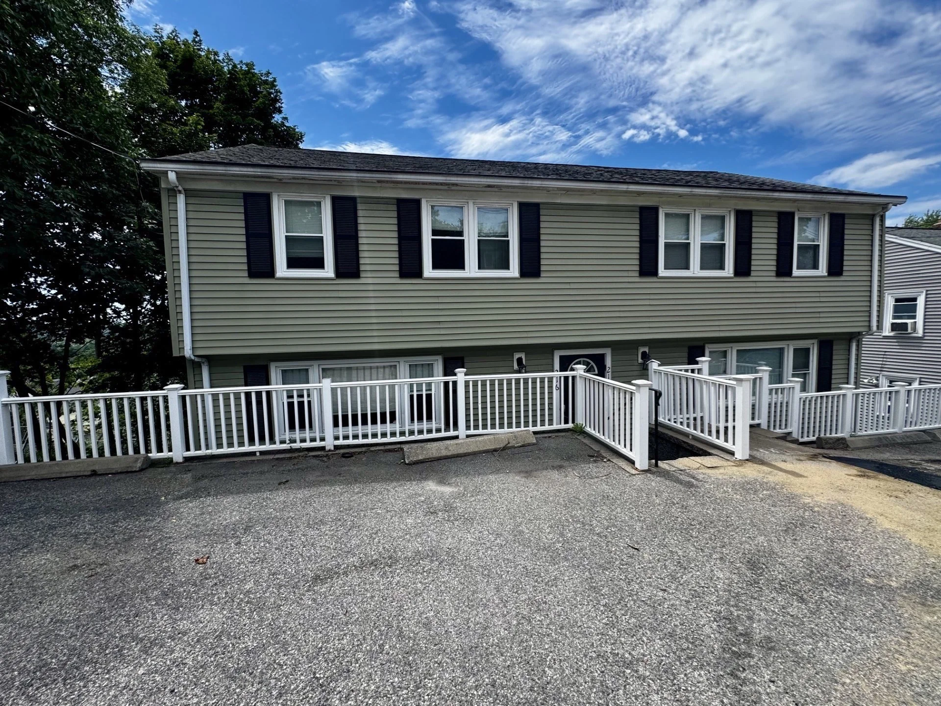 3 bed, 1 bath apartment for rent at 216 Palfrey St Unit 216, Watertown — photo 17 of 18