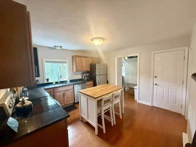 2 bed, 1 bath apartment for rent at 216 Pond St Unit 2, South Braintree — photo 3 of 23