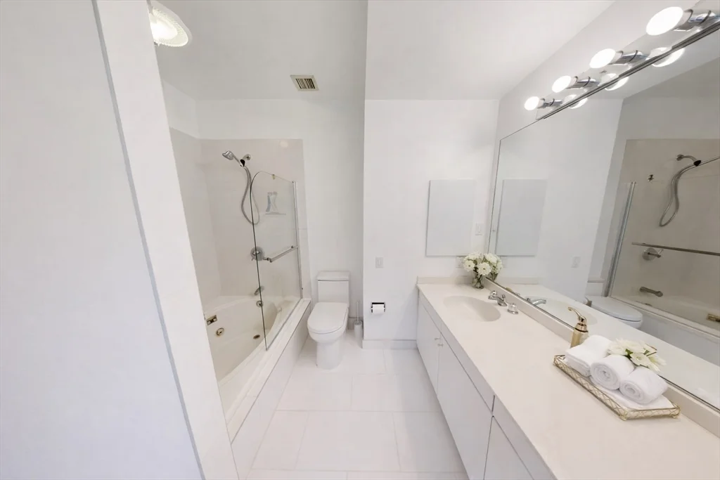 2 bed, 2 bath apartment for rent at 216 Summit Ave Unit 201, Corey Hill — photo 7 of 9