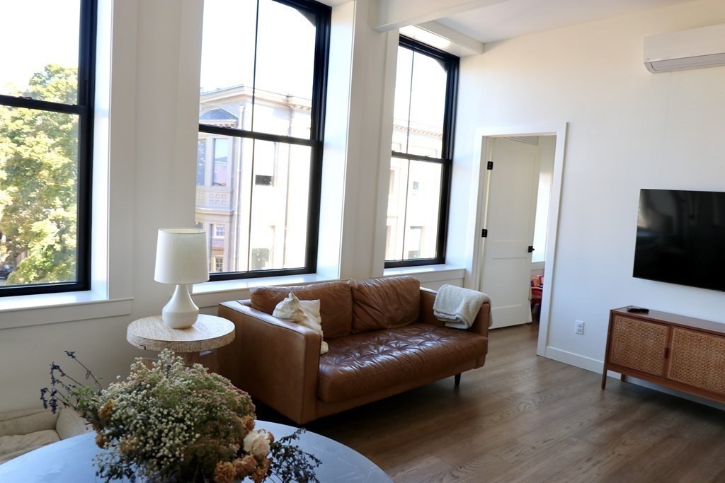 2 bed, 2 bath apartment for rent at 217-221 Essex St Unit 201, Salem — photo 3 of 10