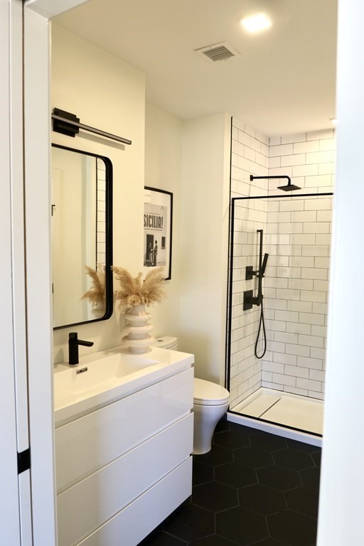 2 bed, 2 bath apartment for rent at 217-221 Essex St Unit 201, Salem — photo 6 of 10