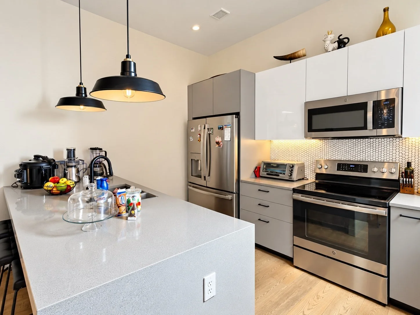 2 bed, 2 bath apartment for rent at 217-221 Essex St Unit 303, Salem