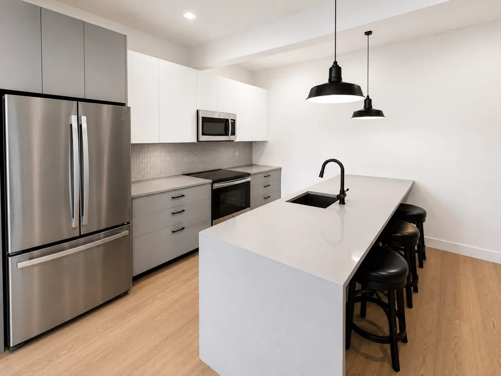 1 bed, 1 bath apartment for rent at 217-221 Essex St Unit 402, Downtown — photo 1 of 9