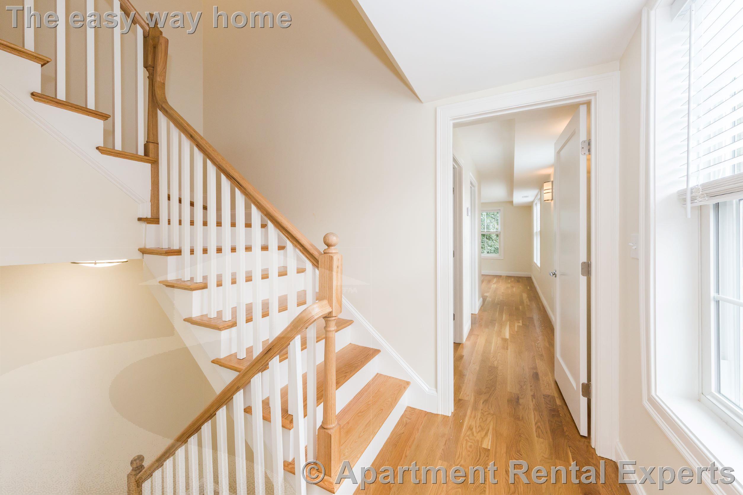 4 bed, 3 bath apartment for rent at 217 Arlington St Unit 1, West Medford — photo 17 of 22