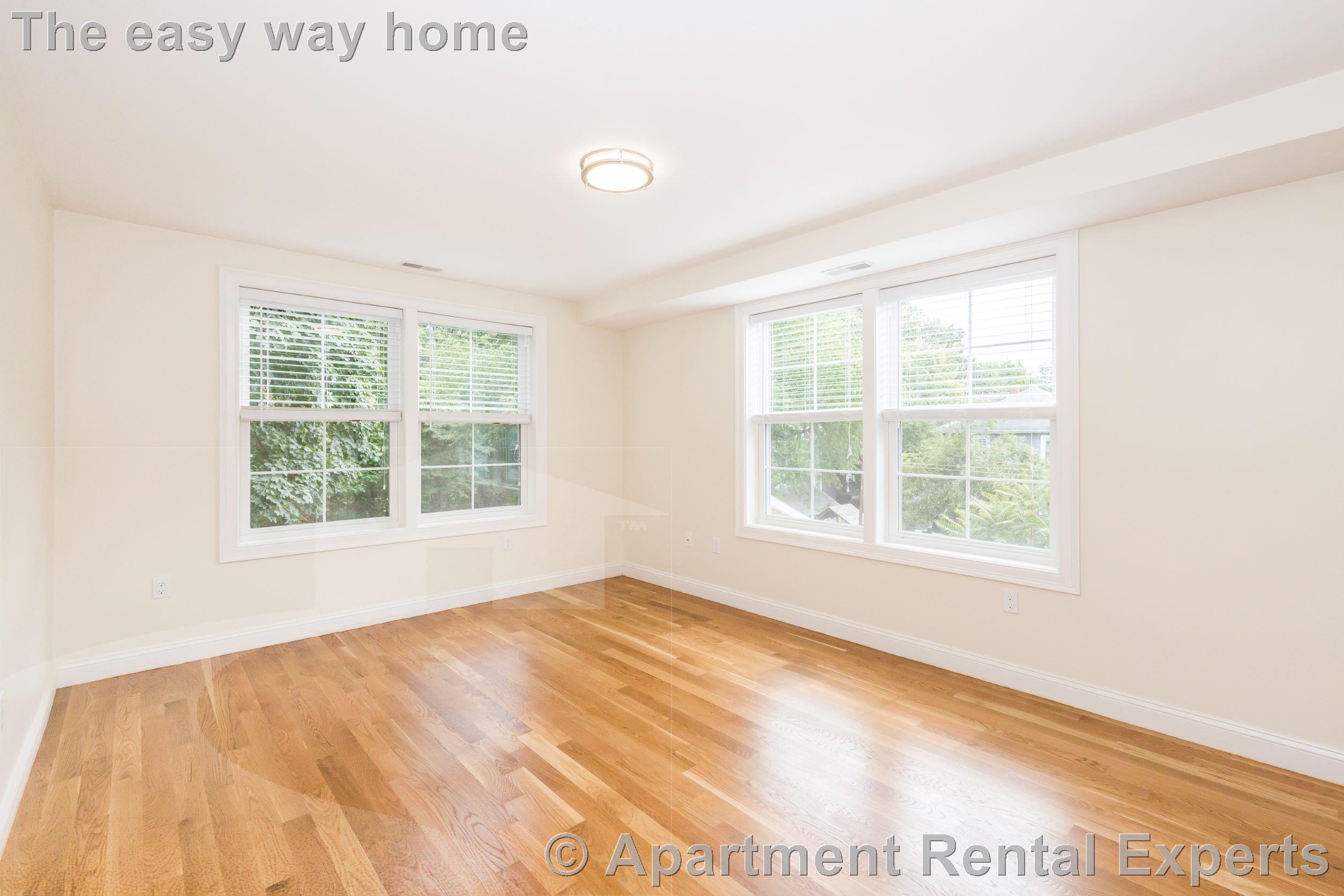 4 bed, 3 bath apartment for rent at 217 Arlington St Unit 1, West Medford — photo 15 of 22