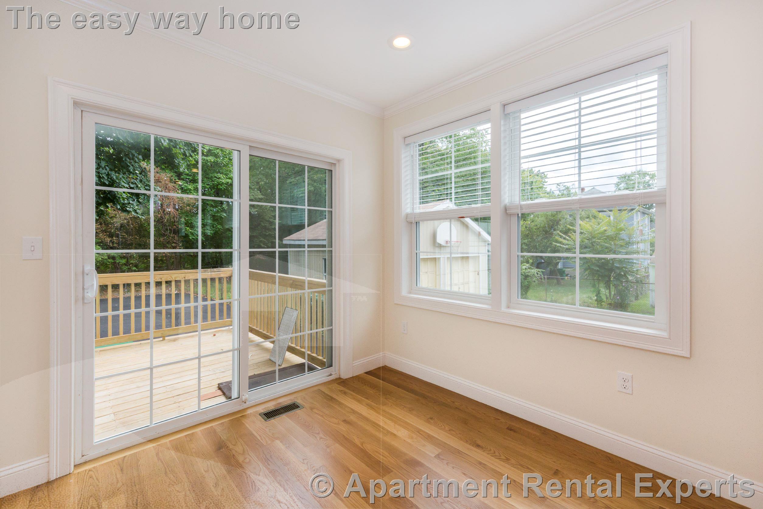 4 bed, 3 bath apartment for rent at 217 Arlington St Unit 1, West Medford — photo 10 of 22