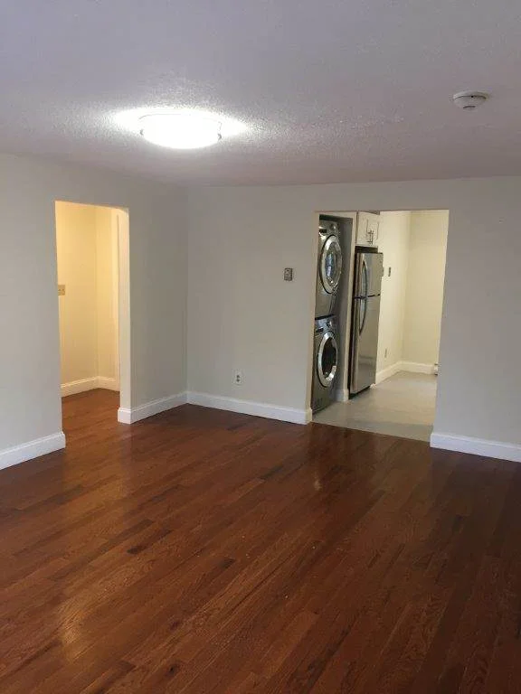 2 bed, 1 bath apartment for rent at 217 Beaver Dam Rd Unit 8, Plymouth — photo 7 of 21
