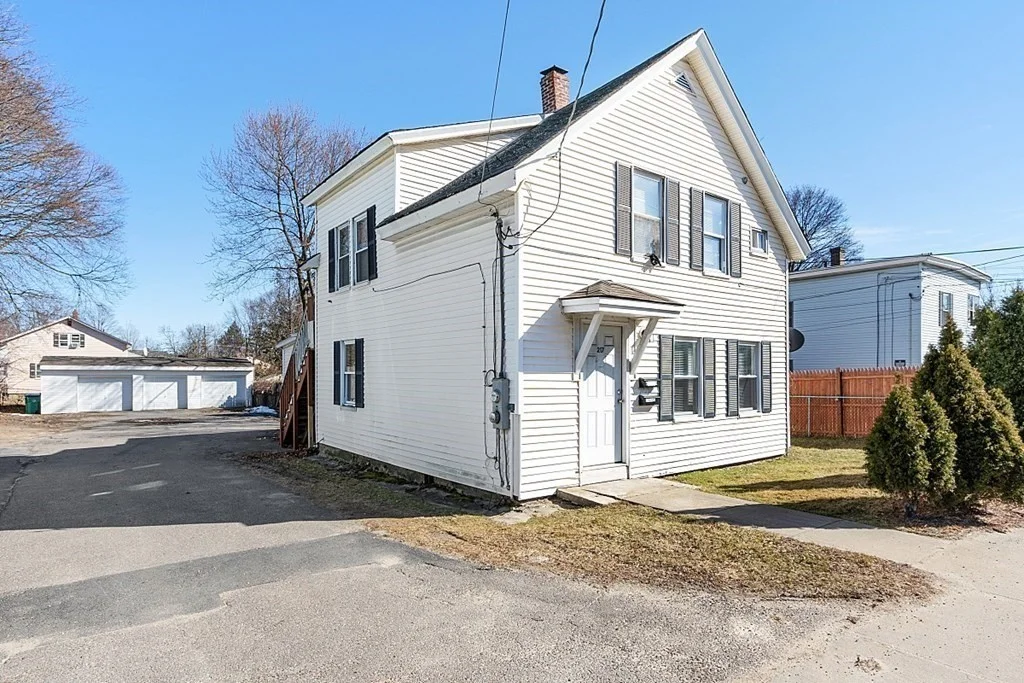 3 bed, 1 bath apartment for rent at 217 Bemis Rd Unit 1, Fitchburg