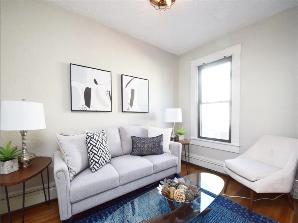 2 bed, 1 bath apartment for rent at 217 Boylston St Unit 2, Jamaica Plain — photo 3 of 15