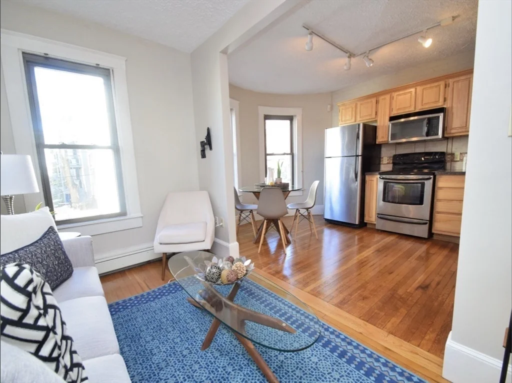 2 bed, 1 bath apartment for rent at 217 Boylston St Unit 2, Jamaica Plain — photo 6 of 15