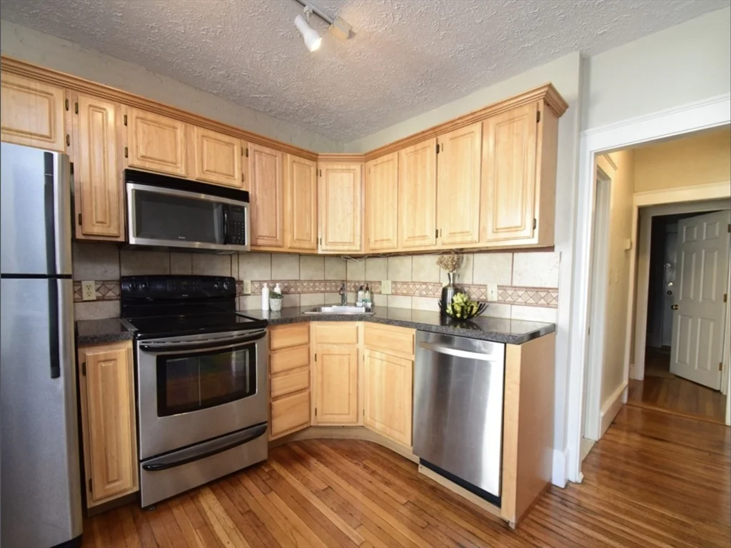 2 bed, 1 bath apartment for rent at 217 Boylston St Unit 2, Jamaica Plain — photo 9 of 15