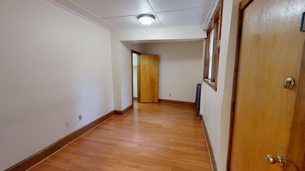 2 bed, 1 bath apartment for rent at 217 Chestnut Hill Ave Unit 1, Brighton — photo 3 of 8