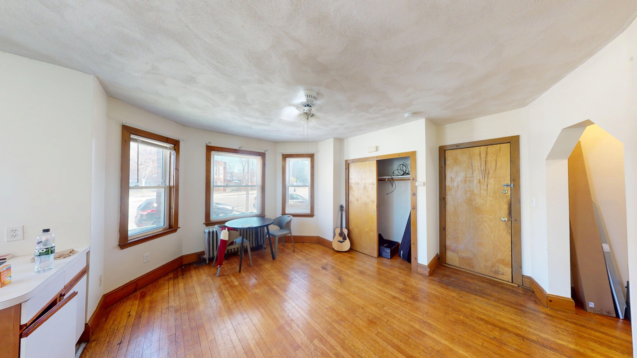 1 bed, 1 bath apartment for rent at 217 Chestnut Hill Ave Unit 2, Brighton