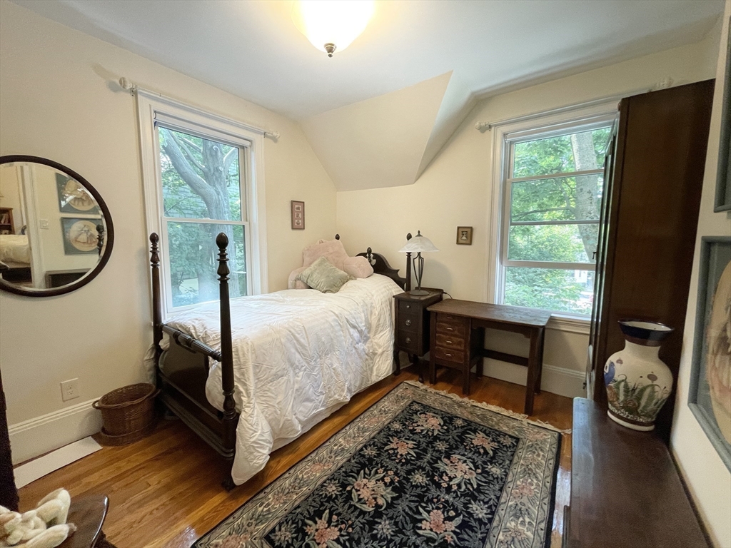 3 bed, 1 bath apartment for rent at 217 Freeman, Coolidge Corner — photo 9 of 20